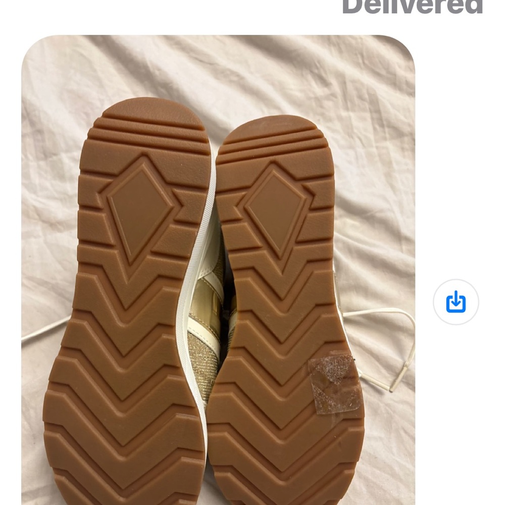 Brand new Michael Kors sneakers - Picture 5 of 5